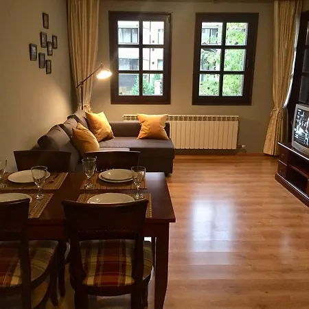 9 In Astera Bansko